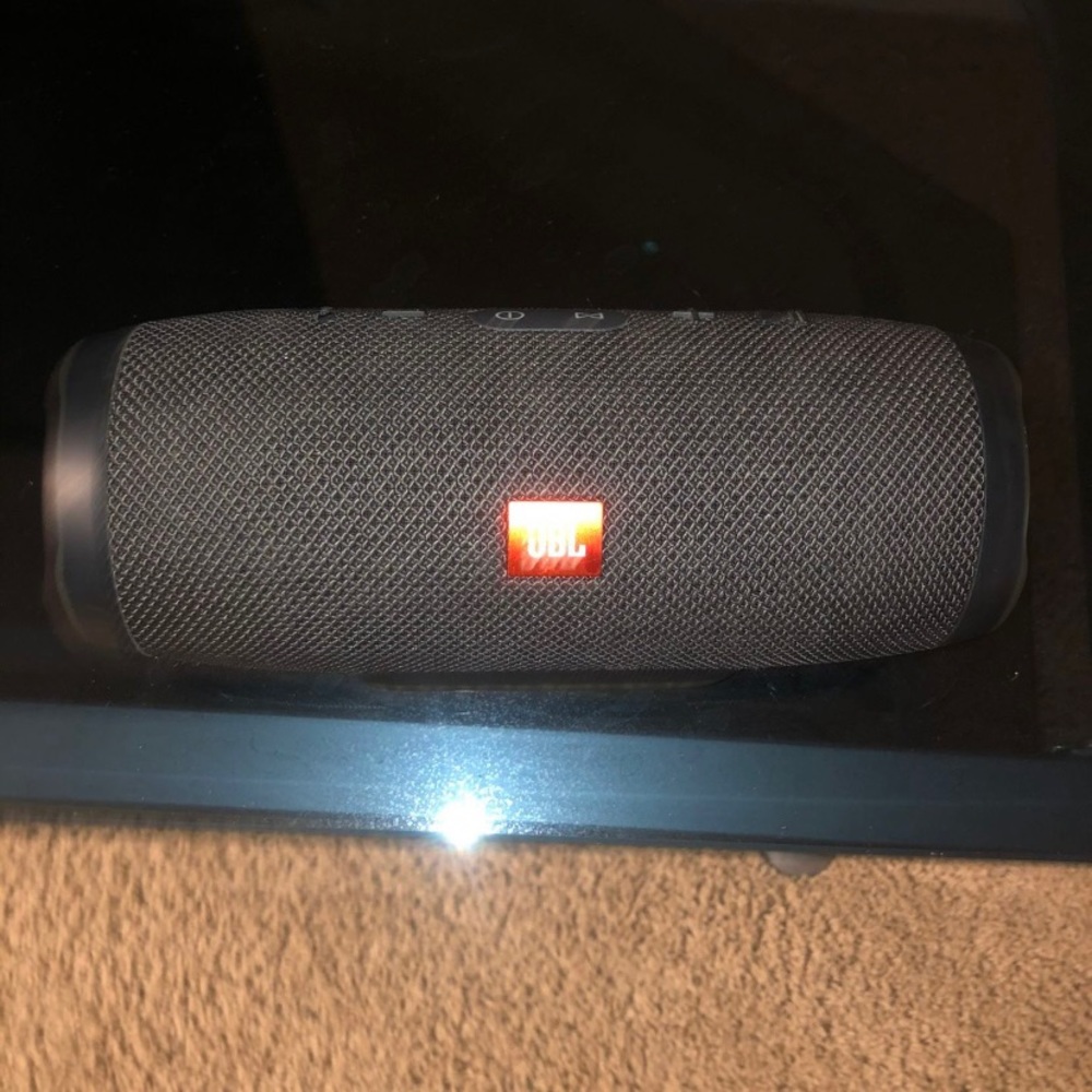 JBL charge 3